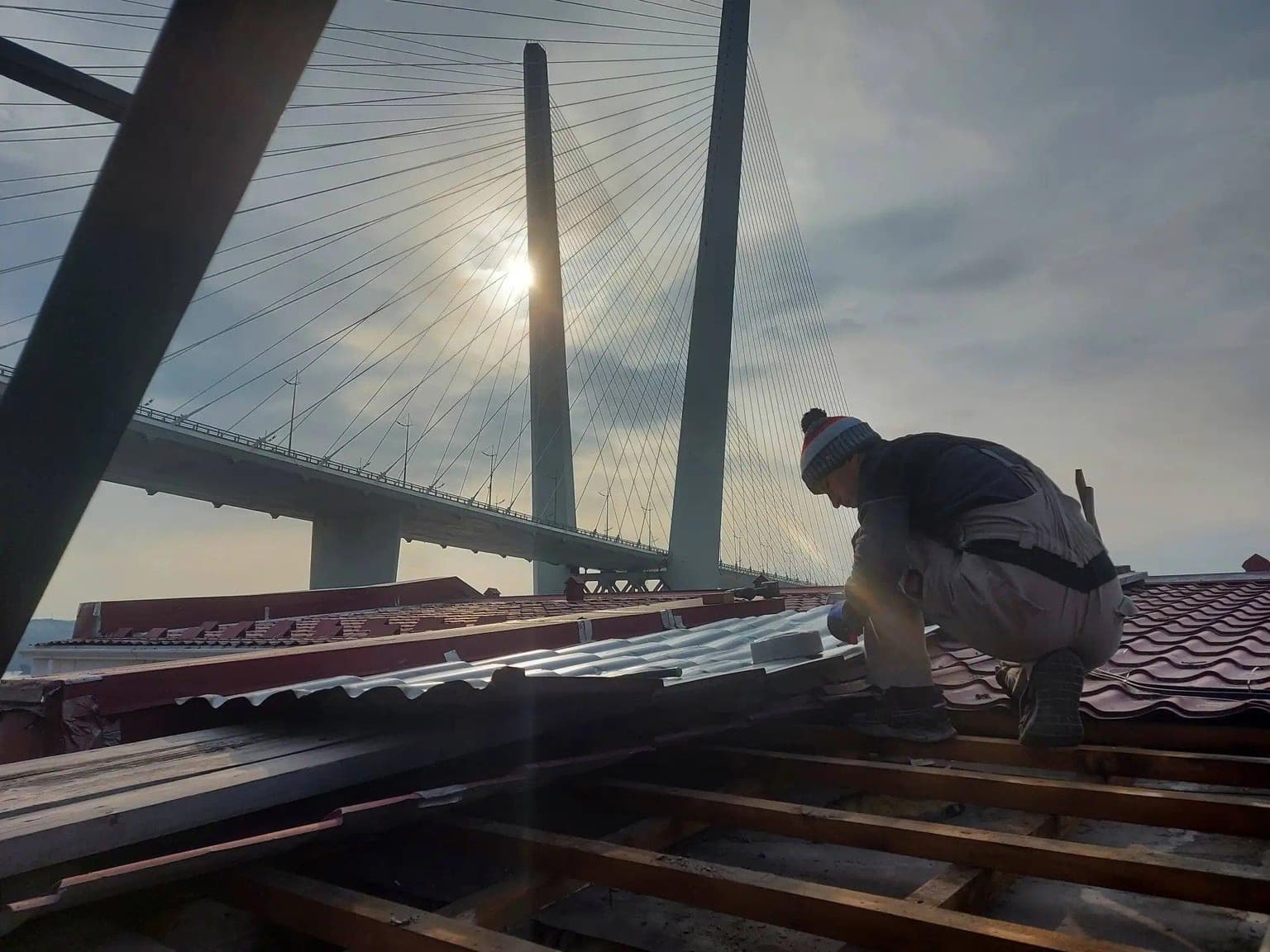 Частный дом у залива, roof bridge